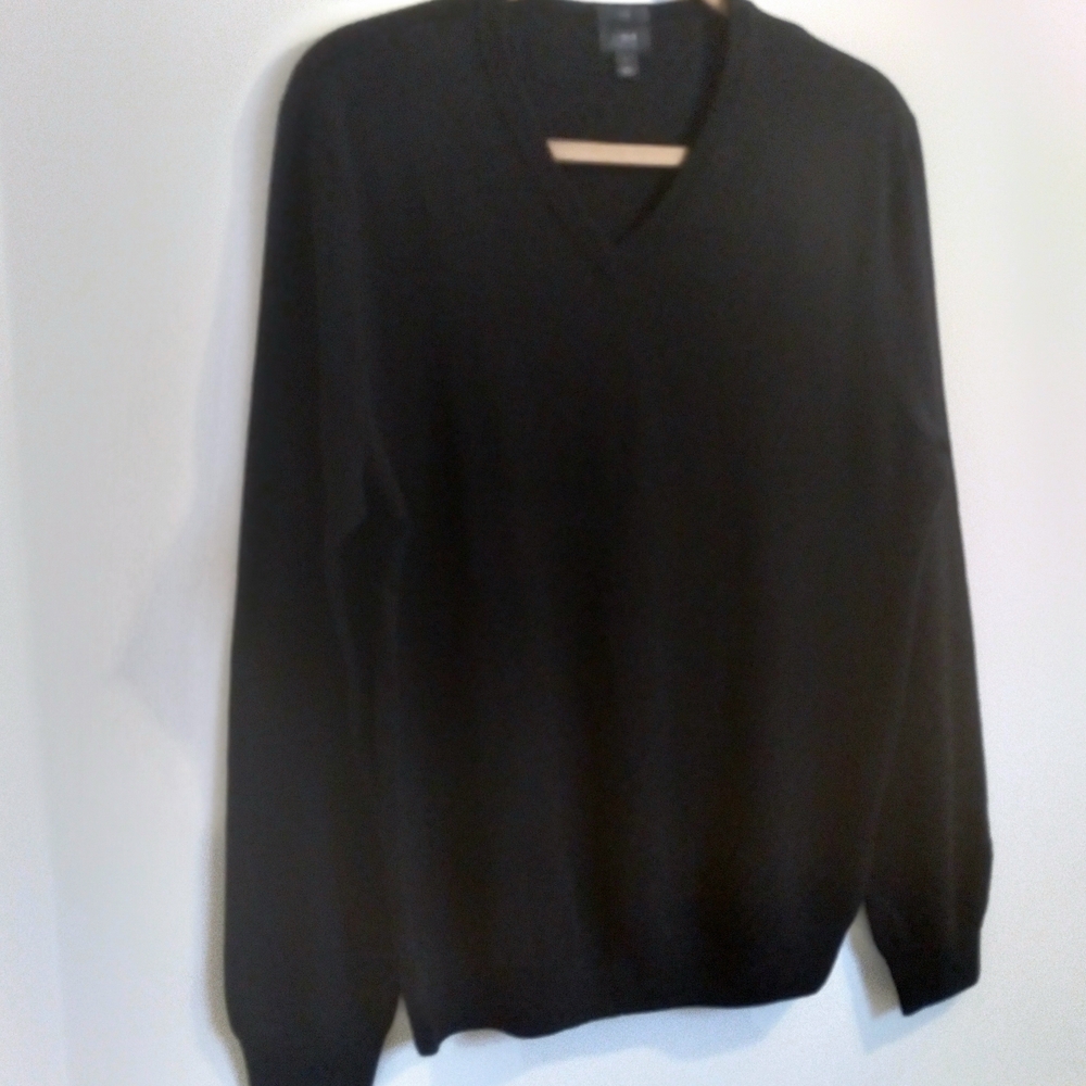 J. Crew Slim Black Merino Wool V-Neck Sweater Minimalist Quiet Luxury Large